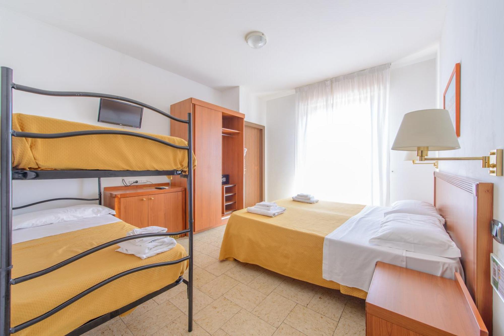 רימיני Hotel Avana Mare מראה חיצוני תמונה